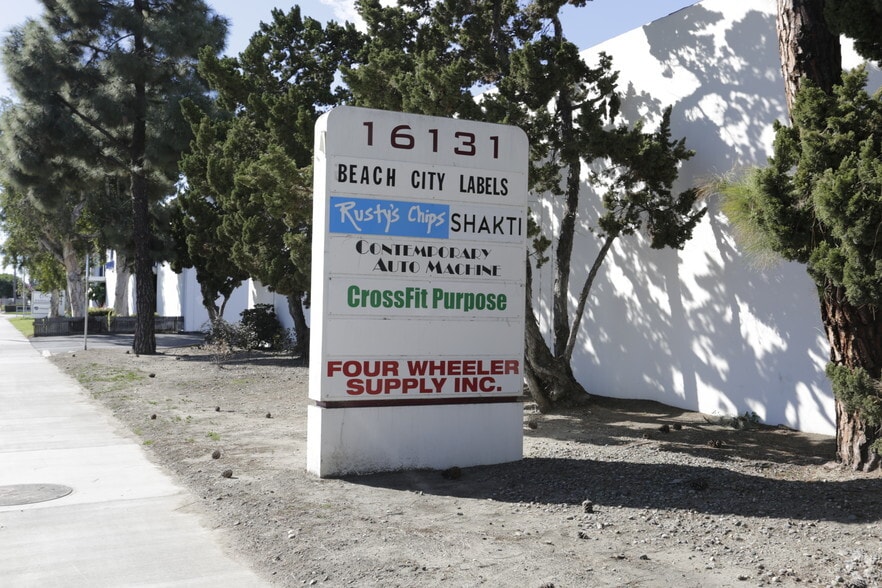 More Photos Of 7261-7277 Murdy Cir, Huntington Beach Unknown For Lease