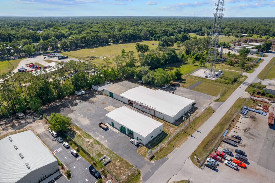 More Photos Of 13595 SE 31st Ave, Summerfield Warehouse For Sale