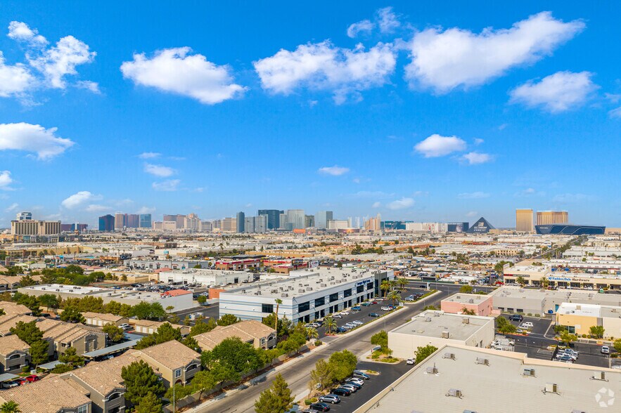 More Photos Of 5475 S Decatur Blvd, Las Vegas Research And Development For Lease