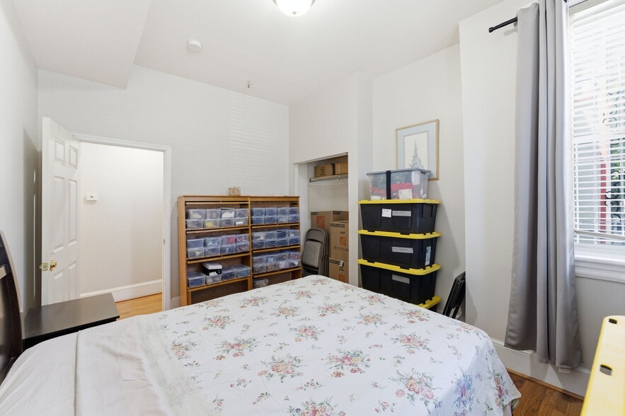 More Photos Of 2263 12th St NW, Washington Storefront Retail Residential For Sale