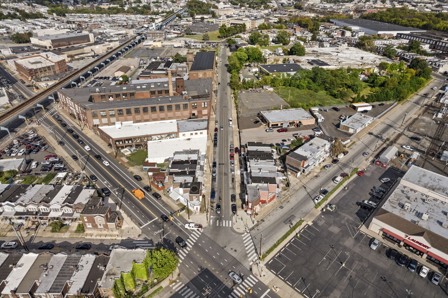 More Photos Of 3775 Kensington Ave, Philadelphia Light Distribution For Lease