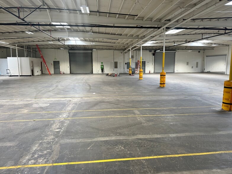 More Photos Of 8228 Whittier Blvd, Pico Rivera Warehouse For Sale