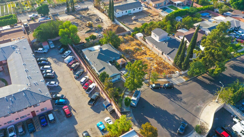 More Photos Of 7639 Simpson Ave, North Hollywood Land For Sale