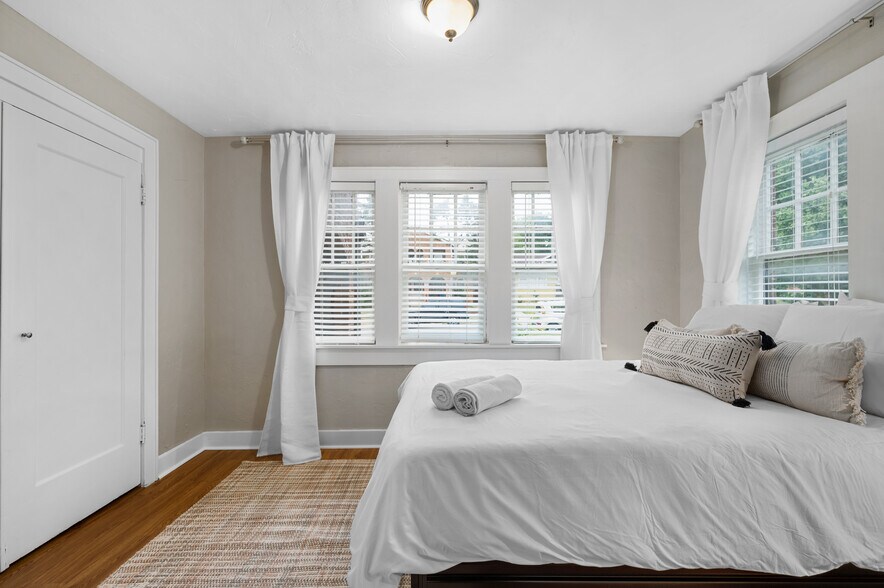 More Photos Of 515 NW 20th St, Oklahoma City Apartments For Sale