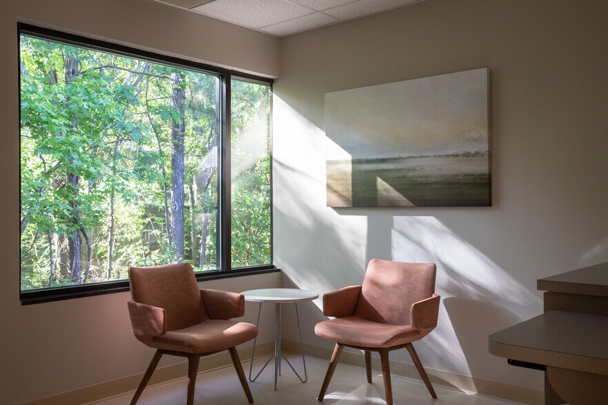 More Photos Of 200 Montgomery Hwy, Birmingham Office For Lease