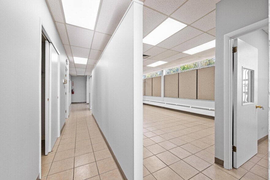 More Photos Of 325 Bridge St, Old Forge Manufacturing For Lease