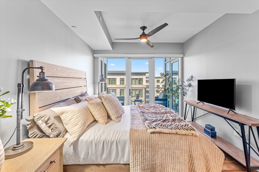 More Photos Of 590 Waterfront Way, Vancouver Multifamily For Sale