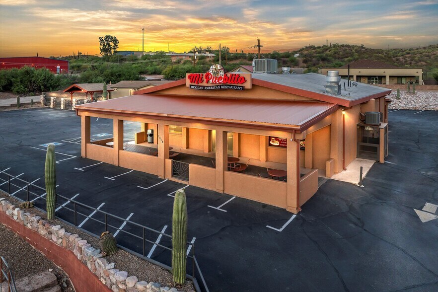 More Photos Of 706 N Old Hwy 77, Mammoth Restaurant For Sale