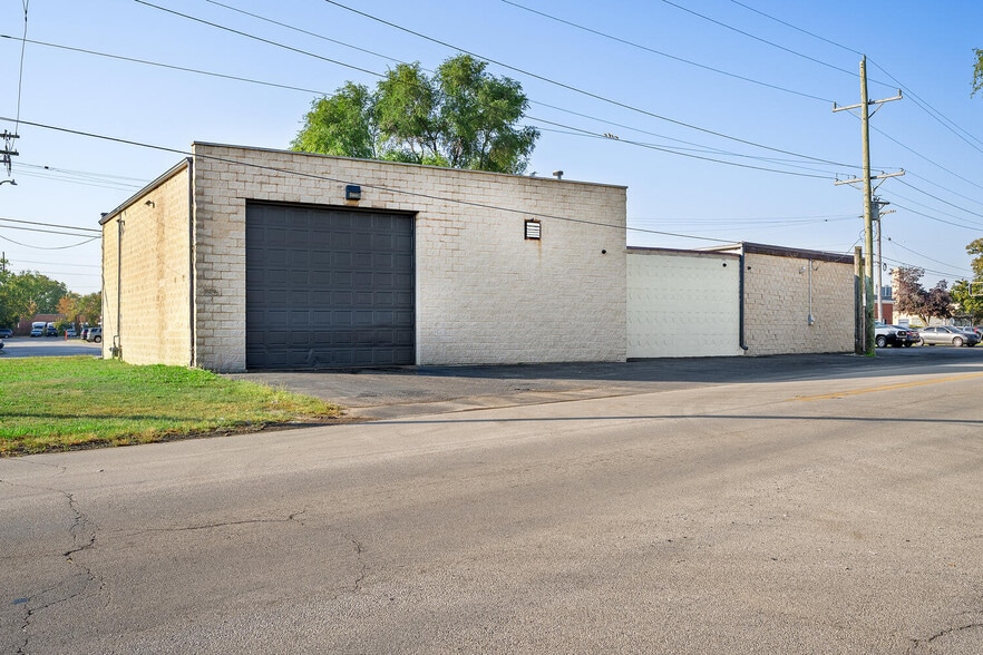 More Photos Of 4100 Washington Blvd, Hillside Industrial For Sale