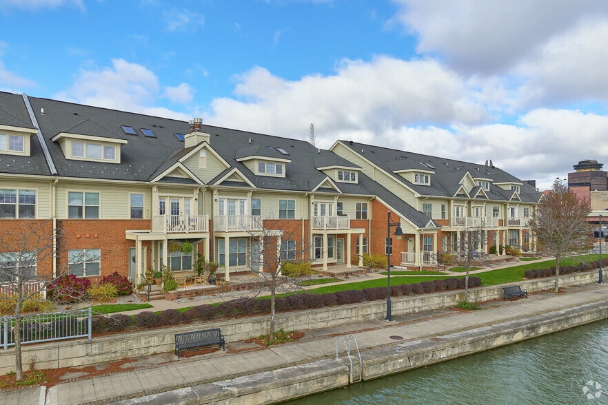 More Photos Of 290 Exchange Blvd, Rochester Apartments For Lease