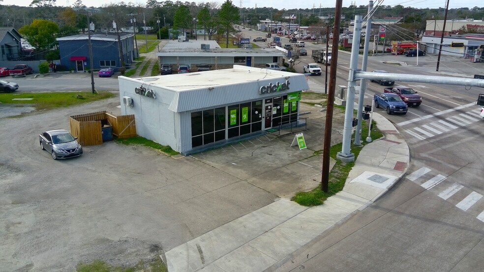 More Photos Of 4302 Highway 3, Dickinson Freestanding For Sale