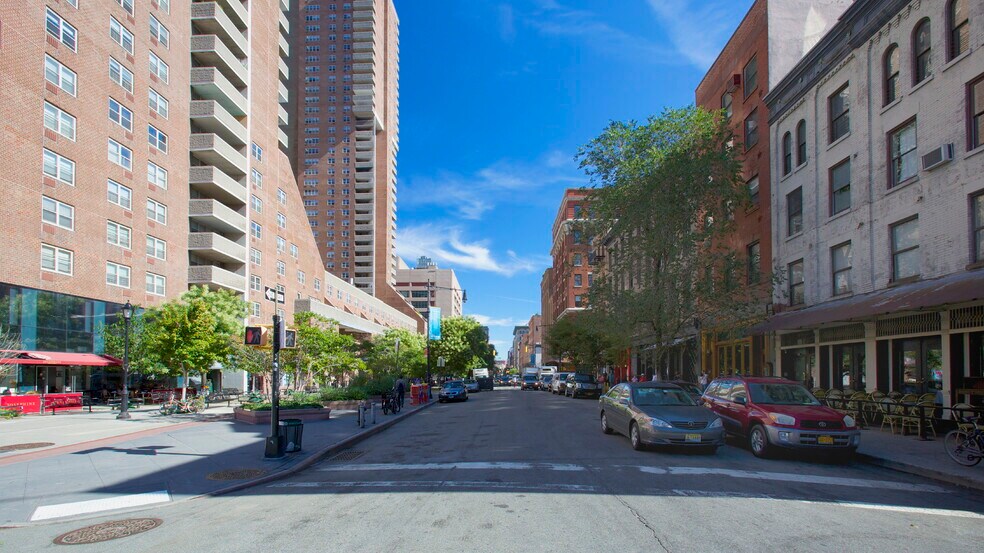 More Photos Of 40 Harrison St, New York Apartments For Lease