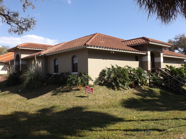 More Photos Of 601 E Dixie Ave, Leesburg Medical For Lease