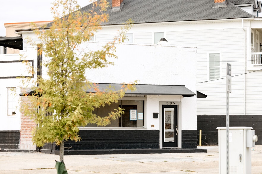 More Photos Of 609 2nd, Macon-Bibb General Retail For Lease