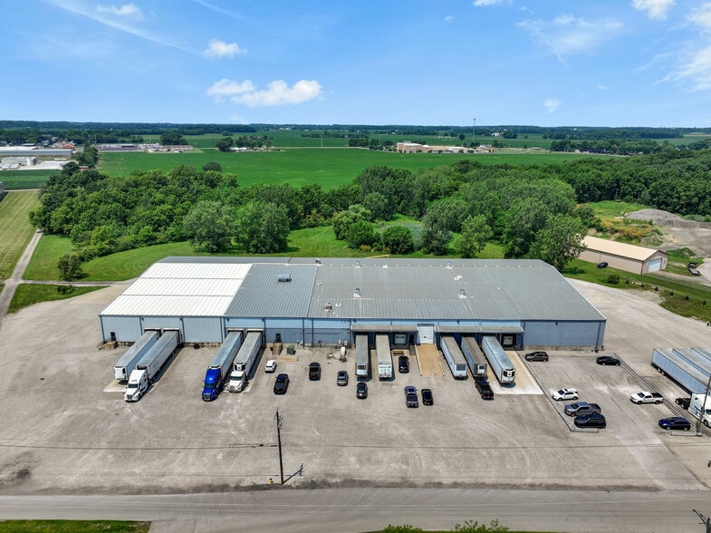 More Photos Of 400 Great Lakes Pky, Bellevue Warehouse For Sale