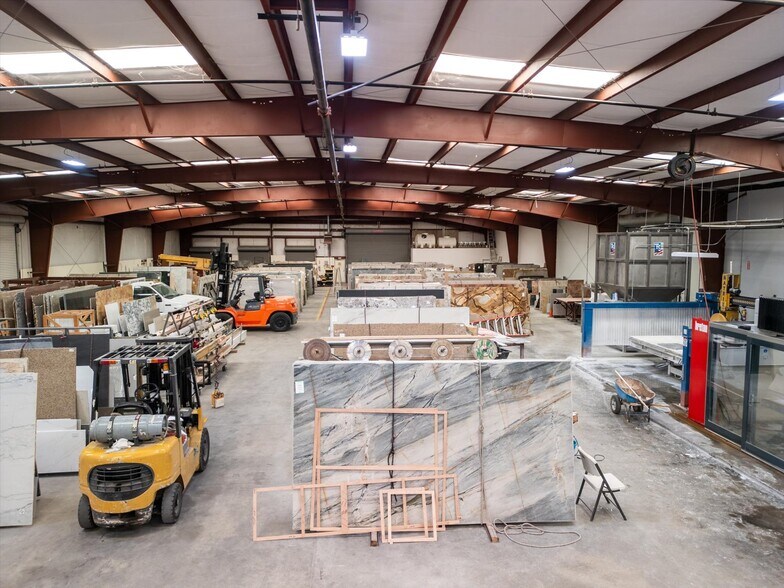 More Photos Of 325 Santa Bella, Paso Robles Warehouse For Sale