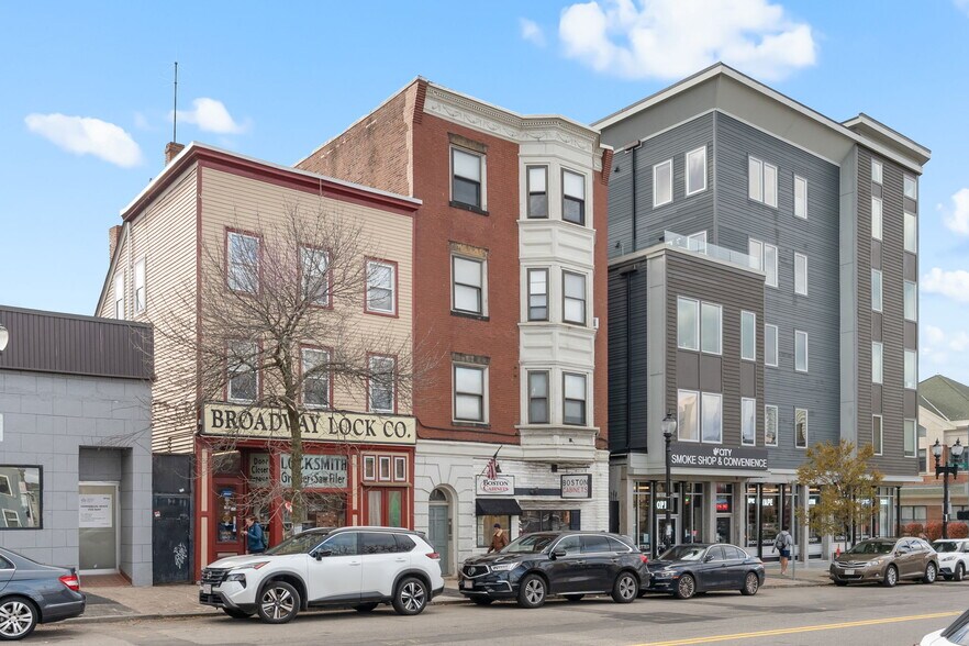 More Photos Of 307 W Broadway, Boston Storefront Retail Residential For Lease