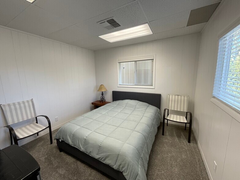 More Photos Of 8356 Silver Creek Dr, Show Low Office For Sale