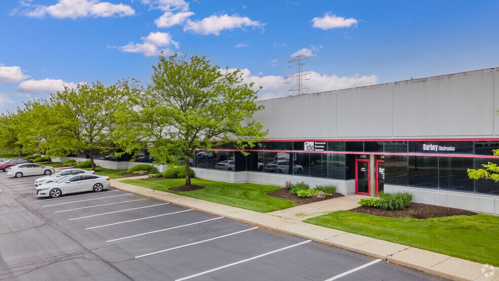 More Photos Of 2315-2479 Crowne Point Dr, Sharonville Flex For Lease