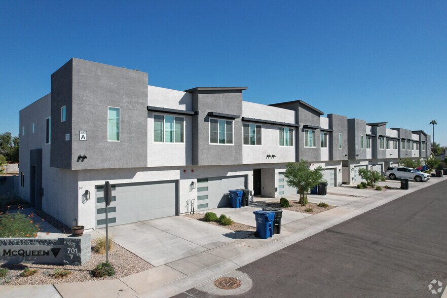 Primary Photo Of 701 N McQueen Rd, Chandler Apartments For Sale