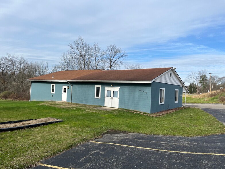 More Photos Of 1780 Maple Dr, Hermitage Daycare Center For Lease