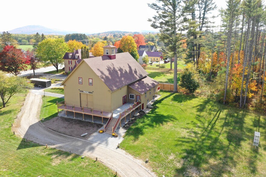 More Photos Of 164 Mayville Rd, Bethel Specialty For Sale