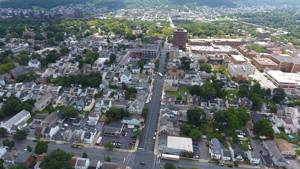 More Photos Of 746 N New St, Bethlehem Auto Repair For Sale