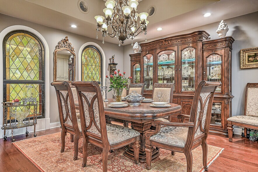 More Photos Of 220 Broad St, Kingsport Flex For Sale