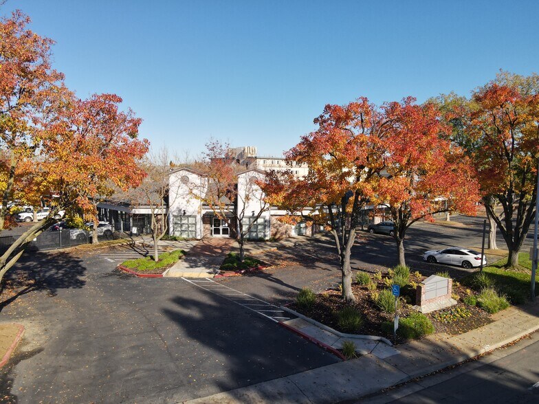 More Photos Of 10361 Rockingham Dr, Sacramento Office For Sale