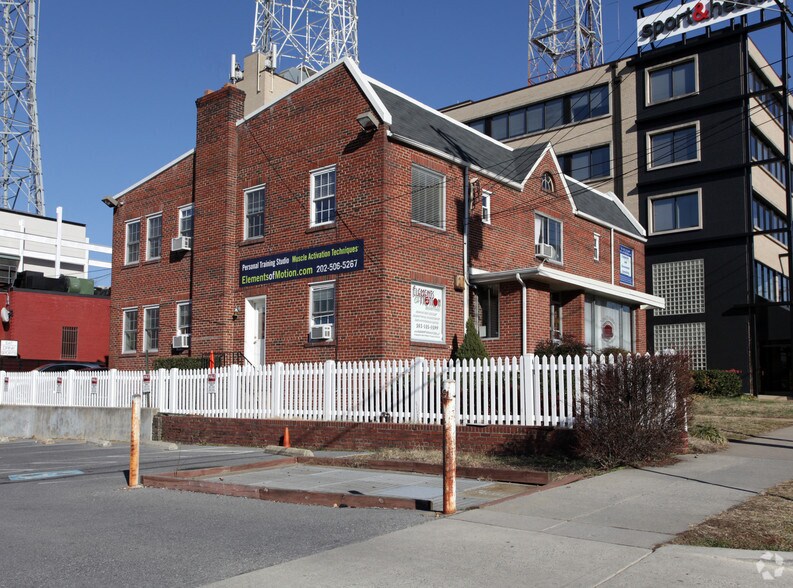 Primary Photo Of 4025-4027 Brandywine St NW, Washington Office For Lease