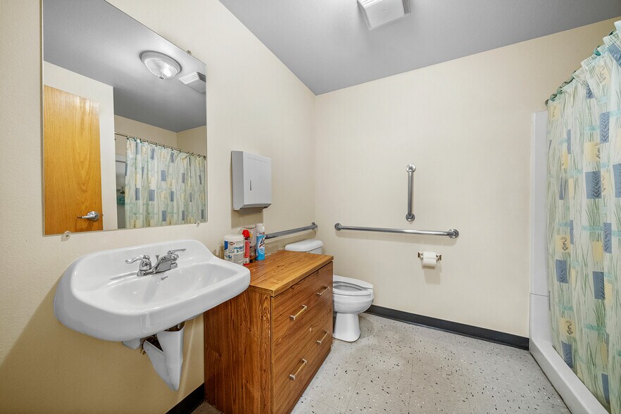 More Photos Of 2336 E Platte Ave, Colorado Springs Industrial For Sale