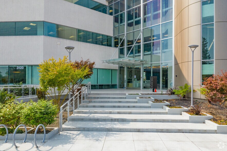 More Photos Of 3120 Scott Blvd, Santa Clara Research And Development For Lease