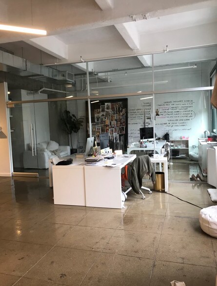 More Photos Of 353 S Broadway, Los Angeles Office For Sale