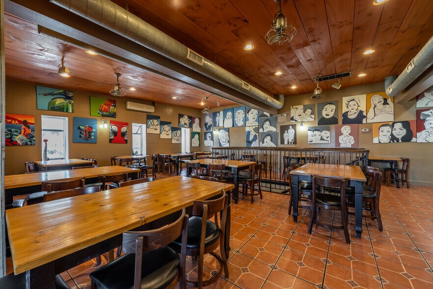 More Photos Of 424 N Main St, Souderton Restaurant For Sale