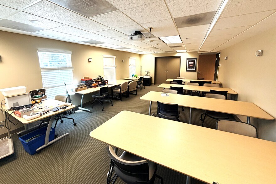 More Photos Of 10488 W 6th Pl, Lakewood Office For Sale