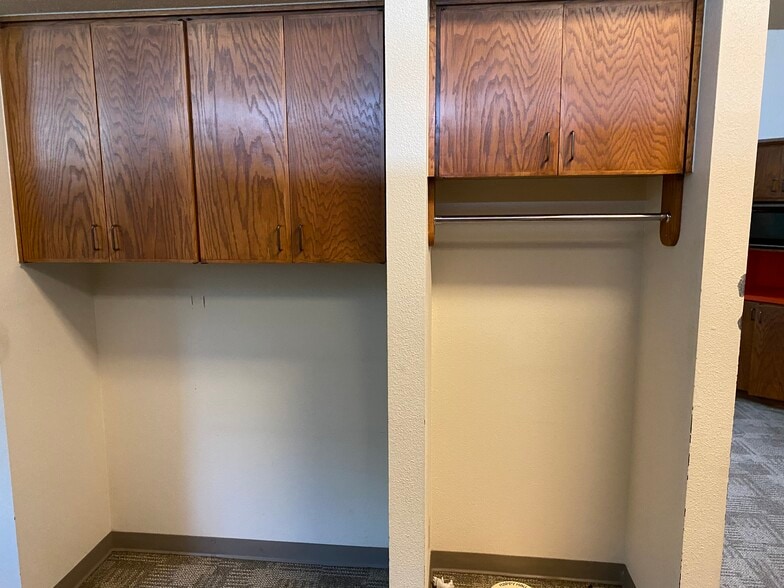 More Photos Of 4805 E Belknap St, Haltom City Bank For Sale