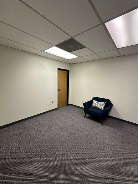 More Photos Of 271 US Highway 46, Fairfield Office For Lease