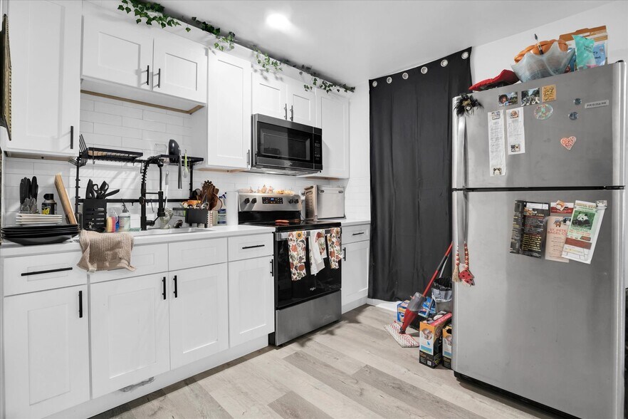 More Photos Of 885 Beltrees St, Dunedin Apartments For Sale