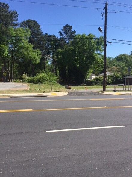 More Photos Of 1923 Lower Roswell Rd, Marietta Land For Sale