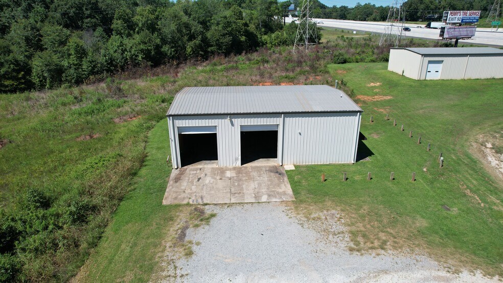 More Photos Of 466 Hampshire Dr, Gaffney Warehouse For Lease