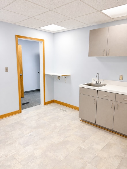 More Photos Of 825 W US-10, Scottville Office For Sale