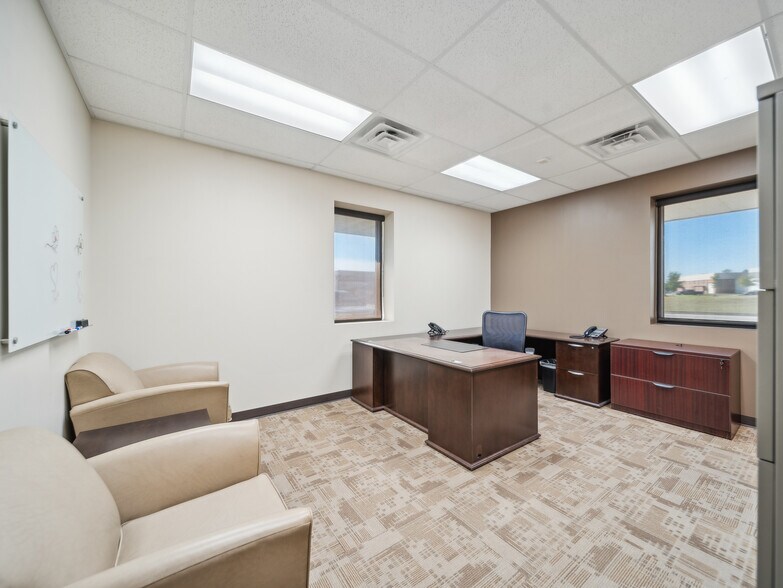 More Photos Of 2005 N Yellowood Ave, Broken Arrow Warehouse For Sale