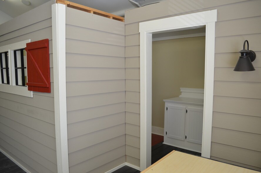 More Photos Of 326 Browns Cove Rd, Ridgeland Office For Sale