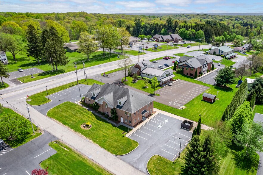 More Photos Of 3135 Wilmington Rd, Neshannock Medical For Lease