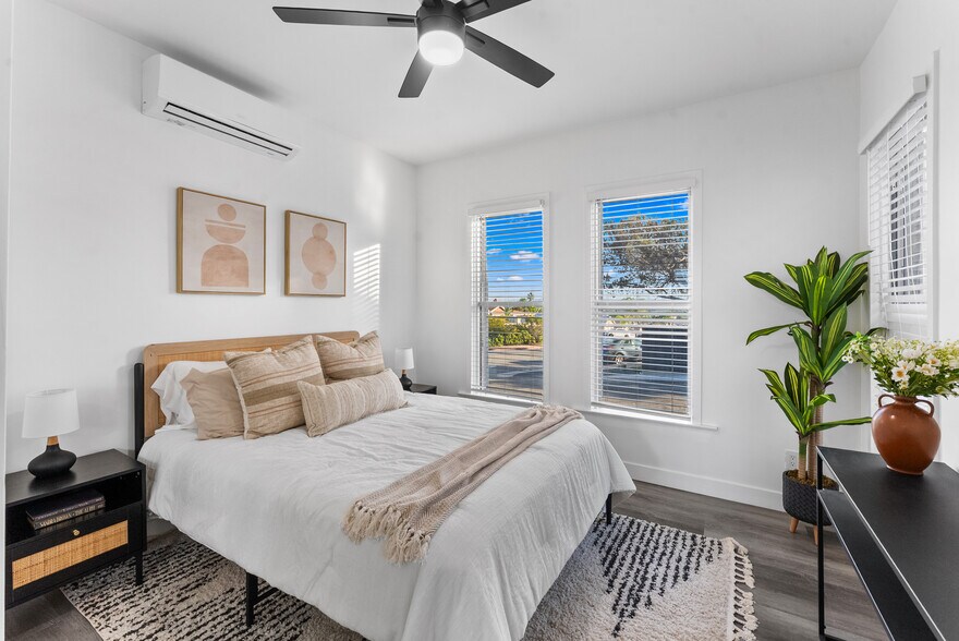 More Photos Of 832 Desty St, San Diego Apartments For Sale