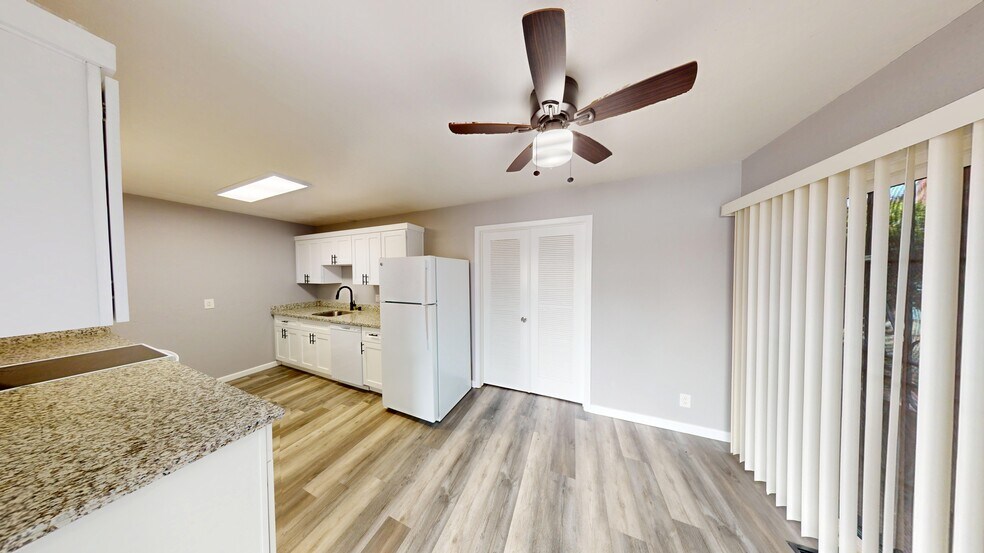 More Photos Of 2105 48th Ave, Oakland Apartments For Sale