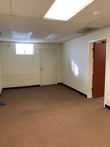 More Photos Of 3323 Lime Ave, Long Beach Office For Sale