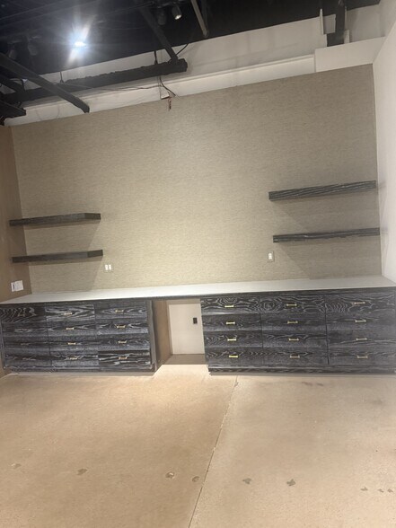 More Photos Of 1403 Slocum St, Dallas Apartments For Lease