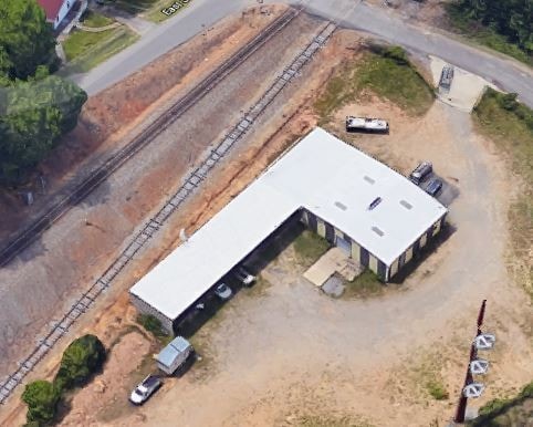 More Photos Of 92 Thompson St, Asheville Warehouse For Lease
