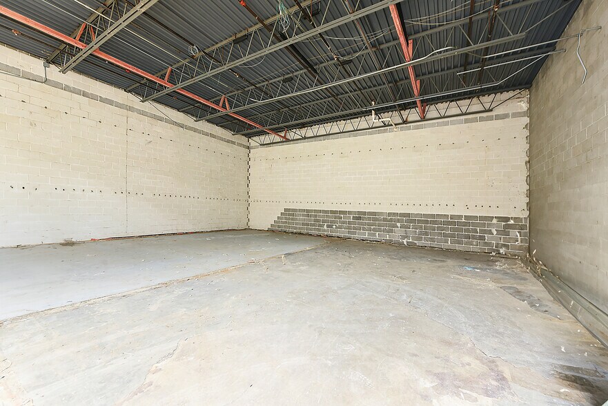 More Photos Of 450 56th St, Pittsburgh Unknown For Lease